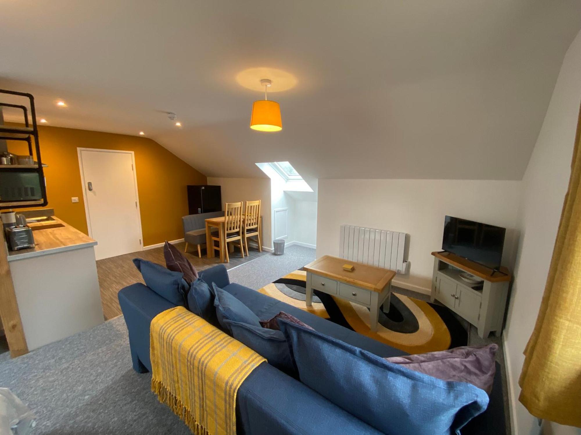 Modern Studio Apartment Set Beneath The Black Mountains A Stones Throw From The Offas Dyke Path Clodock Ngoại thất bức ảnh